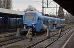 In Lindau Hbf steht 1428 030 GABY ET 4.34 nach München bereit. Februar 2023.