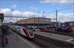 RABe 502 219 der SBB auf dem Weg nach Chur in St.