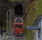 BDeh 1/2 1 'Liseli' macht sich auf den Weg in den Tunnel. Ruderbach,  Februar 2023.