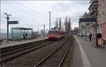 BDeh 3/6 25 der RHB kommt in Rorschach Hafen an.