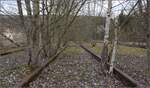 Die Gleise der ehemaligen Bahnstrecke nach St-Hippolyte sind noch bis Pont-de-Roide-Vermodans vorhanden.