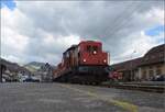 Einparken der historischen Wagen in Balsthal mit Bm 6/6 18505.