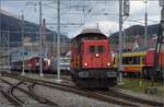 Einparken der historischen Wagen in Balsthal mit Bm 6/6 18505.