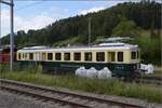 Fahrtag im Zrcher Oberland. Die 'Dame de Leman' CFe 2/4 101 muss sich vorbergehend mal zu den Kohlescken auf der anderen Seite der Tsstalbahn gesellen. Juli 2023.
