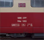 Depotfest Olten 2023. 

Fabrikschild mit französischer Aufschrift der deutschschweizer Hersteller des Viersystemzuges RAe TEE II 1053. August 2023.