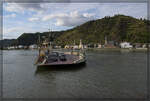 Die Pirouette der Loreley IV vor dem Anlegen in St. Goar spart eine ganze Menge Diesel. Juli 2024.