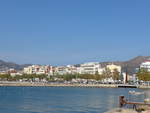 (185'658) - Am Strand von Roses am 29.