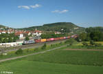 187 511-1 zieht mit einem Containerzug durch Retzbach-Zellingen. 11.05.24