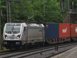 BR 187 014 von Metrans / Die G�terbahnen mit Containerzug durch HH-Harburg -> Maschen/Buchholz.
